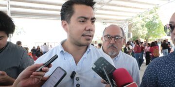 Respeto aspiraciones de mis compañeros: Felifer Macías