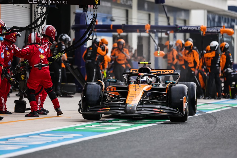Dejará McLaren competir a sus pilotos por el título de F1