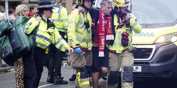 Se empañan los festejos del Liverpool
