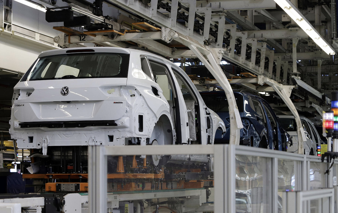 Exportación de autos se contrajo 2.9%