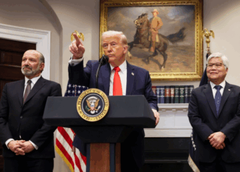 Trump prohíbe el ingreso a EU a ciudadanos de 12 países