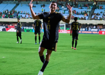 El “Mago” le dio el triunfo al Tri sobre Turquía