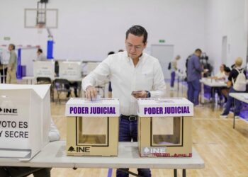 “Es nuestra realidad y hay que participar”, señala Chepe Guerrero tras votar en la elección judicial