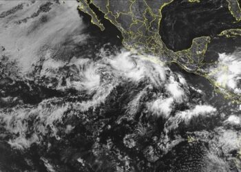 Bárbara se convierte en el primer huracán