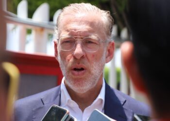 Levantan la mano empresas automotrices para contratar a trabajadores liquidados de Michelin