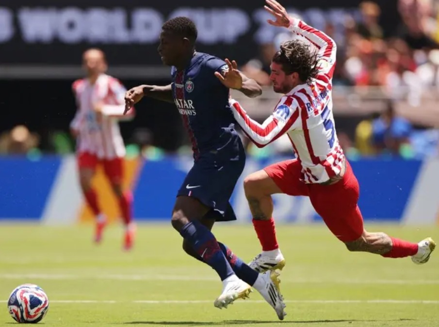 PSG muestra casta de campeón al golear 4-0 al Atlético de Madrid