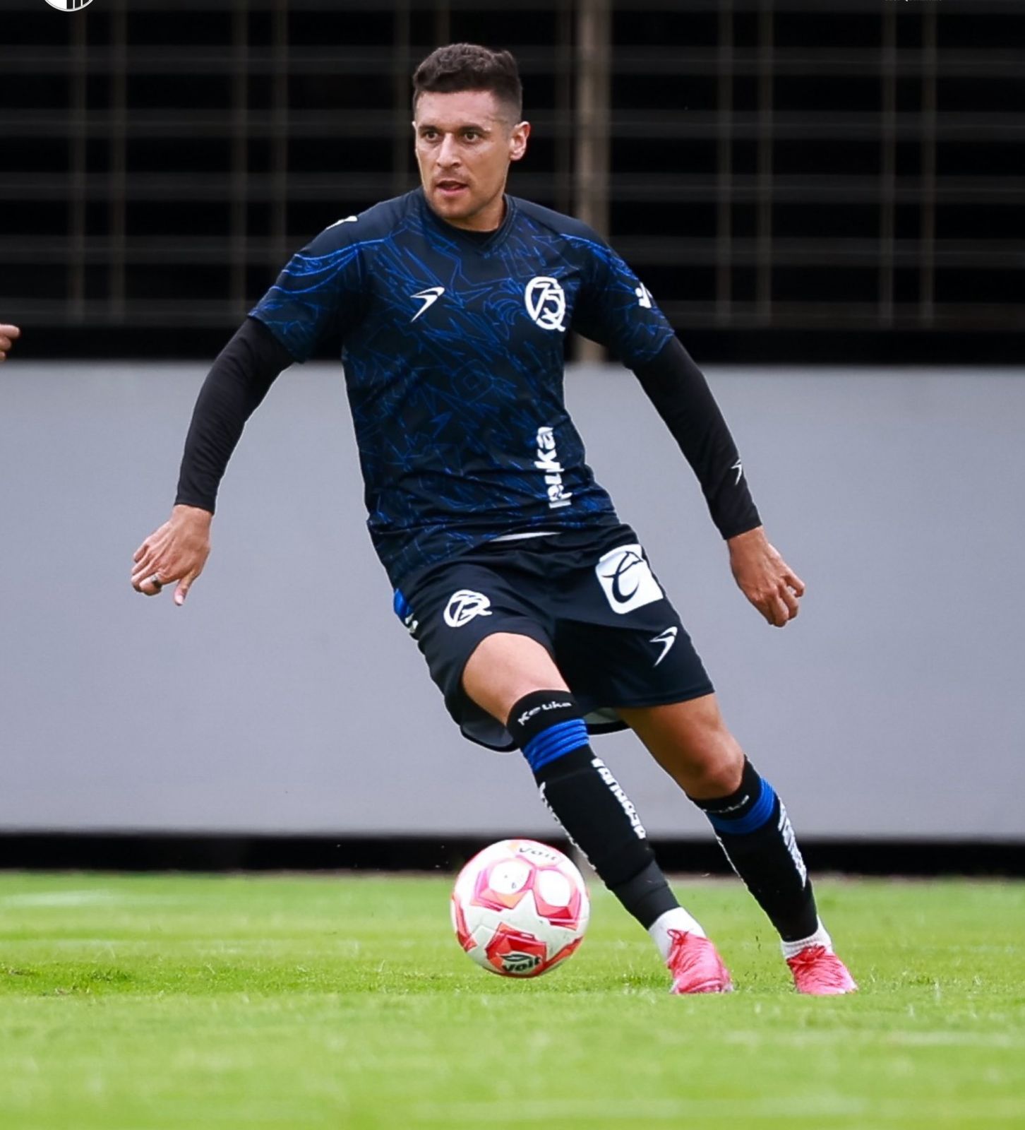 Gallos Blancos sufre en pretemporada