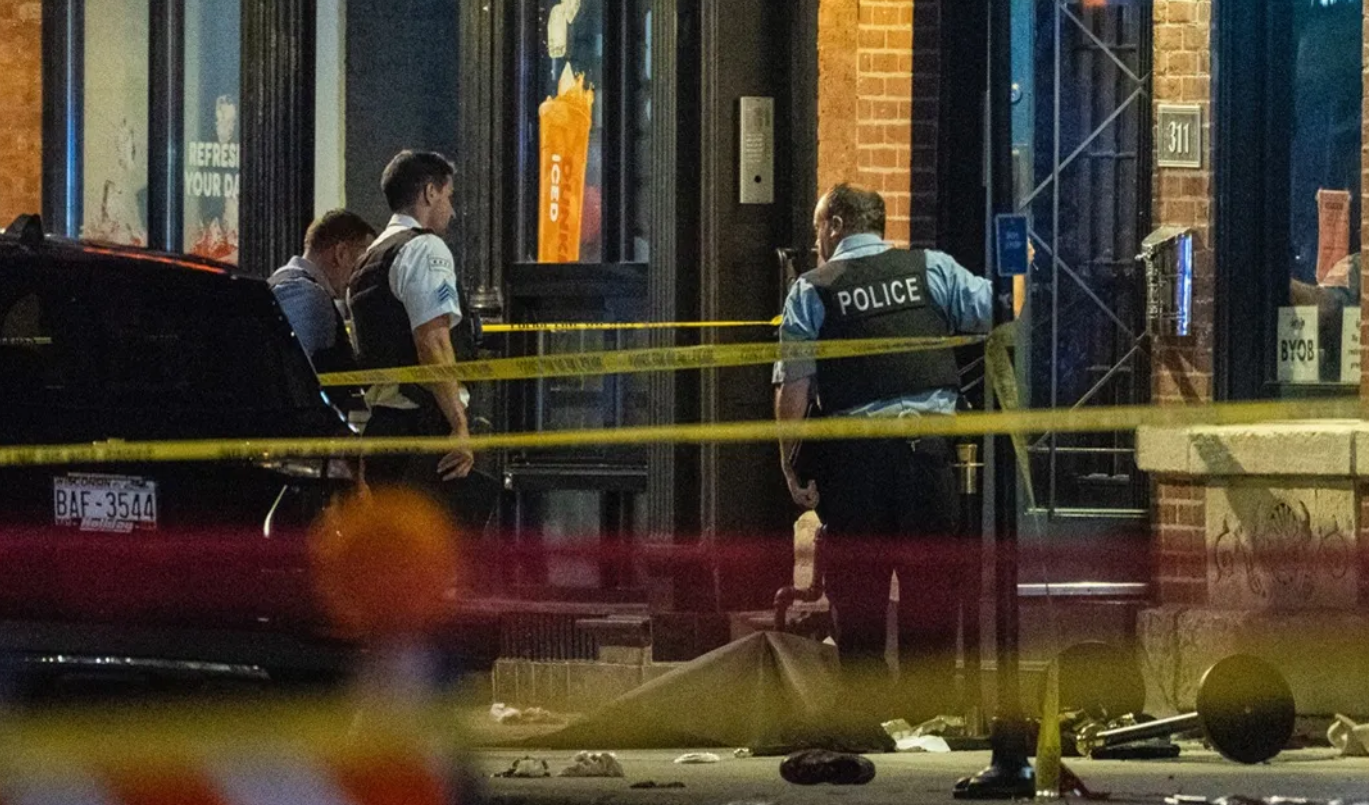 Tiroteo en Chicago deja cuatro muertos y catorce heridos