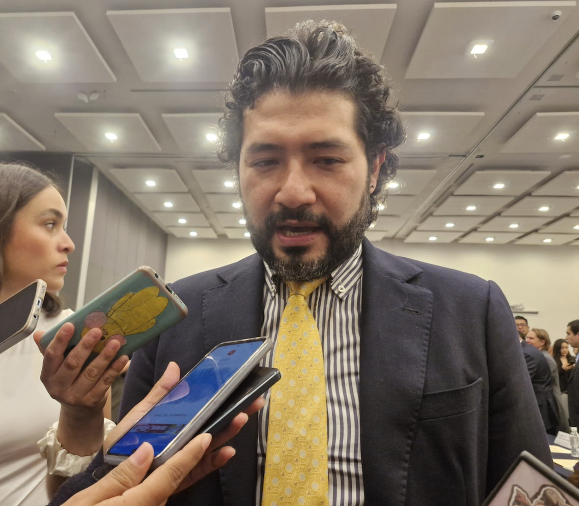 Realizan quinto foro para discutir reforma de las 40 horas laborales