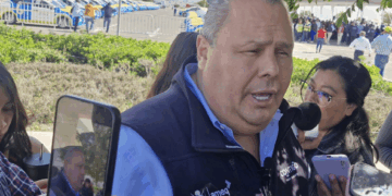 Santiago habla desde la ignorancia; está distraído: Arango