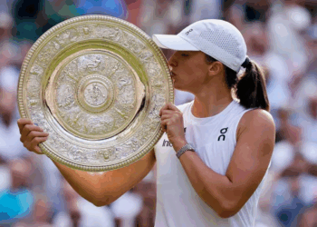 Swiatek es histórica; campeona de Wimbledon