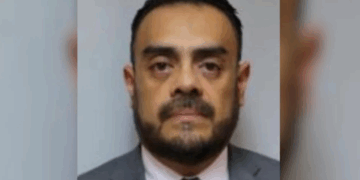 Confirma Sheinbaum relevo en Fiscalía de caso Ayotzinapa 