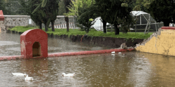 Intensa lluvia pega en San Juan del Río