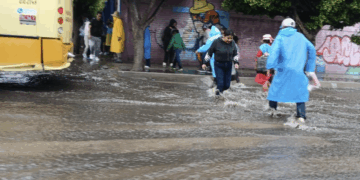 Intensa lluvia pega en San Juan del Río
