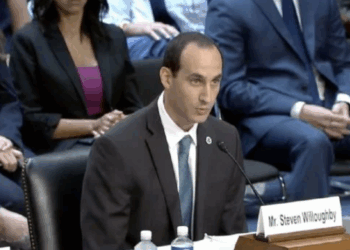 Funcionarios de EU advierten de ataques con drones de cárteles mexicanos 