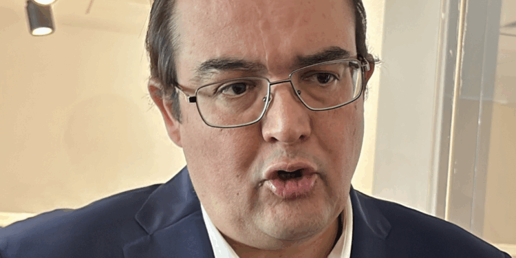 Que Fernández Noroña es un bufón de la política