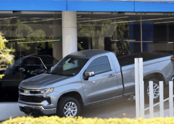 Apoyaría Memo Vega a nuevos cuadros del PAN