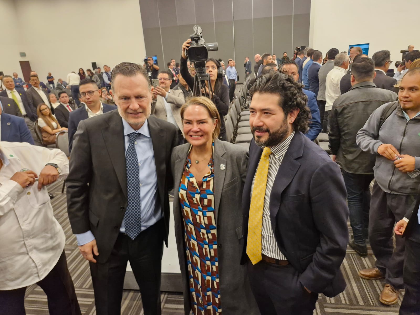Realizan foro para discutir reforma de las 40 horas laborales en Querétaro