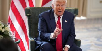 Celebra Trump sus aranceles