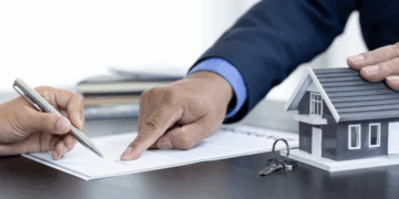 Crece hasta 180% precios de viviendas