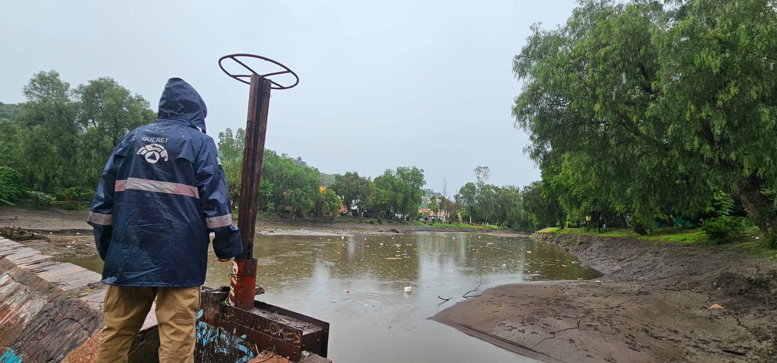 Presas de Querétaro alcanzan niveles históricos; 11 operan al 100% y desfogan de forma controlada