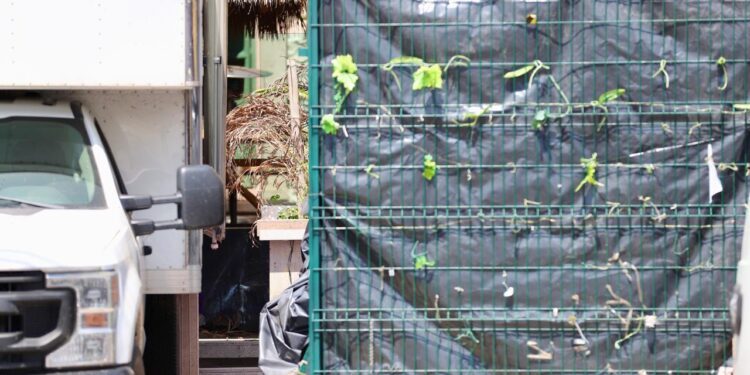 Devuelven predio de Cantaritos a dueños