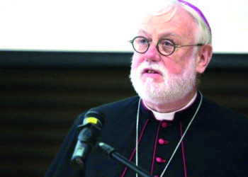 Visita México secretario del Vaticano