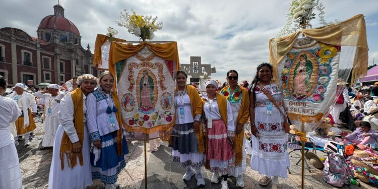 Cumplen más de 65 mil queretanos su cita con la Virgen de Guadalupe