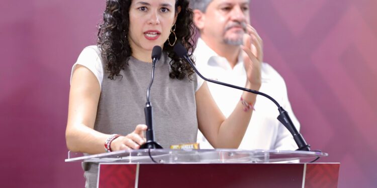 Morena llama a evitar lujos y reafirma principios de austeridad