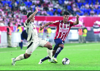 Verstappen hace oficial que se queda en Red Bull para 2026