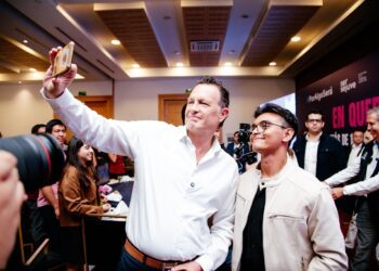 Reconoce Kuri a jóvenes como agentes de cambio