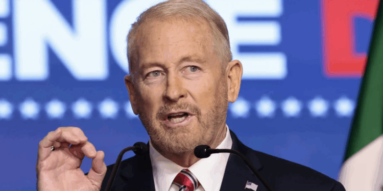 Embajador de EU en México dice que cárteles del narco “se están yendo a la quiebra”