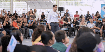 Entrega tarjetas de “El Extra” 