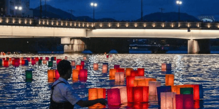 Japón conmemora el 80 aniversario de la bomba atómica en Hiroshima