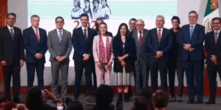 Anuncian inversión de 4 farmacéuticas por 12 mil mdp