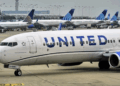 Suspende por fallas United vuelos en EU