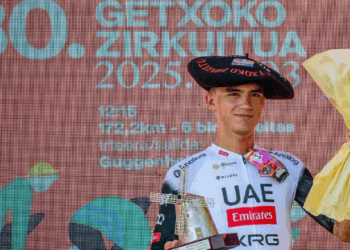 Tratamos de mantener temple y hacer las cosas bien: Del Toro