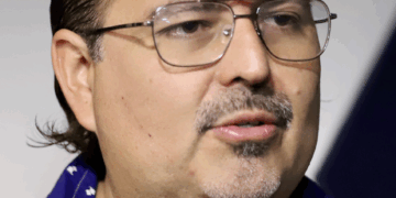 Reconoce Kuri a jóvenes como agentes de cambio