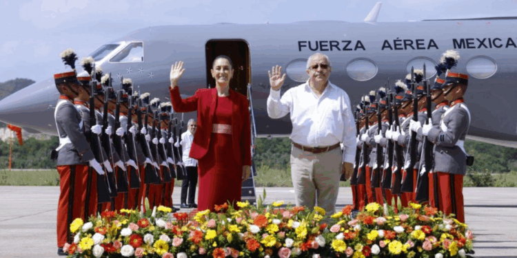 Guatemala da la bienvenida a Sheinbaum para reunión con Arévalo