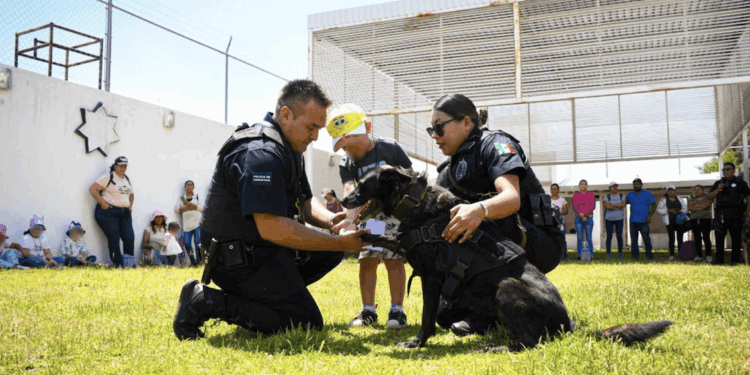Fomenta valores y proximidad policial en la niñez con la Brigada de un Verano Seguro