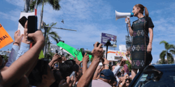 Acapulco está de pie y su recuperación es un mensaje de esperanza: Sheinbaum