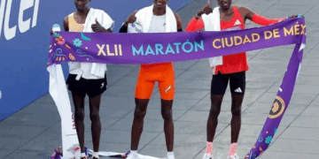 Dominan africanos otra vez el Maratón de la CDMX 