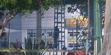 Termina con su vida en torre eléctrica