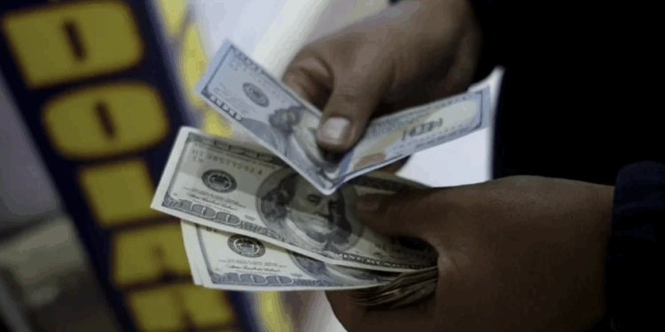 Tienen aranceles impacto acotado en peso mexicano