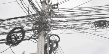 Retiran 8.9 toneladas de cable