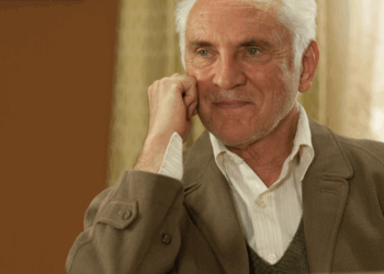 Drake Bell inicia su divorcio y presume romance