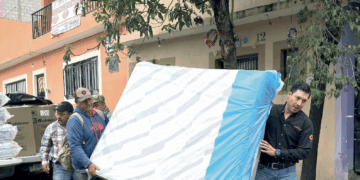 Monsalvo le da calor a los vecinos