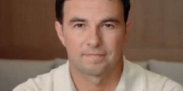 No vuelvo solo, vuelve el grito de todo un País: Checo