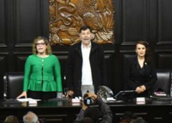 Advierte Fernández Noroña denuncia y desafuero tras agresión