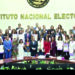 Entrega INE constancia a mujeres y ‘reprobados’